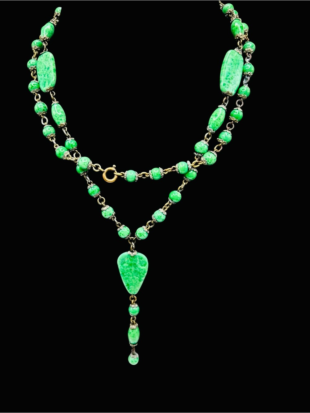 Antique Art Deco Green Czech Glass Flapper Necklace